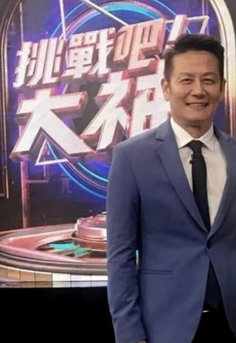便利商店少女Z_一口气剪完_一到三话_你是地下偶像吧_可以让社长知道偷窃吗 - KK福利导航